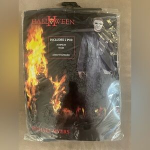 Michael Myers Halloween II Adult Halloween Costume (Standard): Jumpsuit And Mask